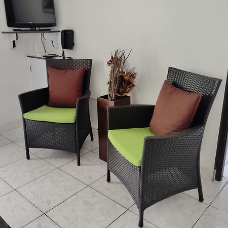 Roche Kerlan Apartments Grand Anse  Ngoại thất bức ảnh